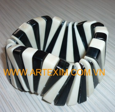 Exquisite Horn Jewelry - Unique Buffalo Horn Creations