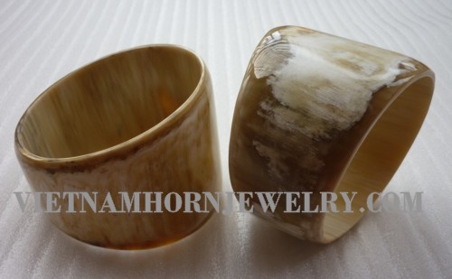 Exquisite Horn Jewelry - Unique Buffalo Horn Creations