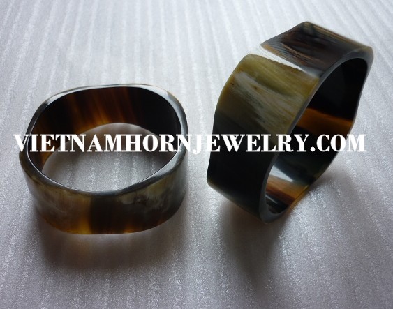 Exquisite Horn Jewelry - Unique Buffalo Horn Creations