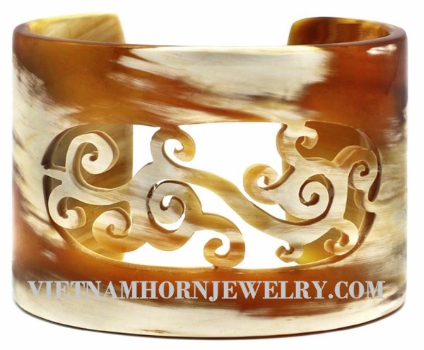 Exquisite Horn Jewelry - Unique Buffalo Horn Creations