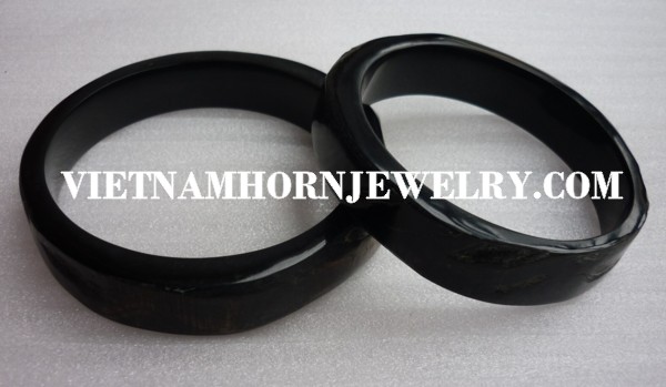 Exquisite Horn Jewelry - Unique Buffalo Horn Creations
